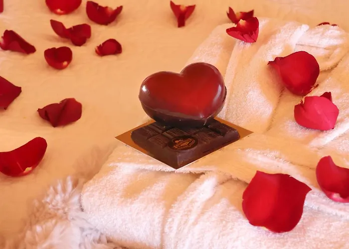 Le Cocon Des Cinq Sens - L'insolite Lodge *